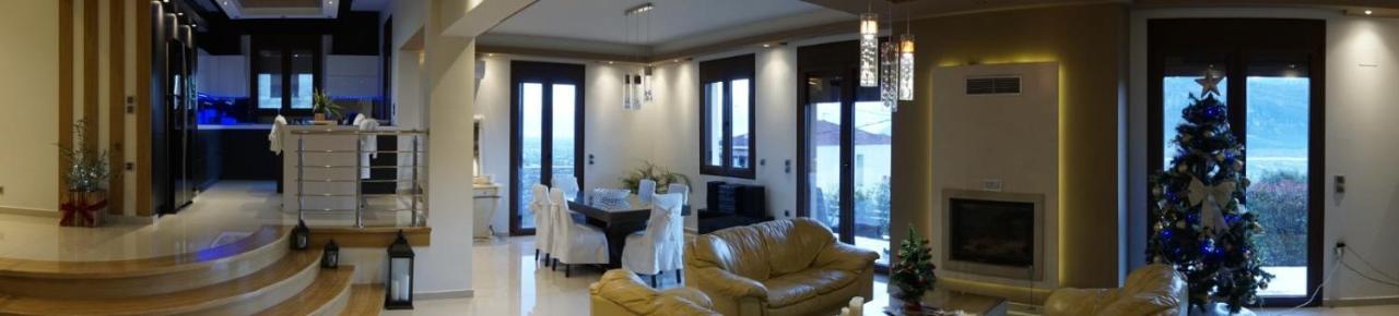 Villa Under Meteora Калампака Екстериор снимка